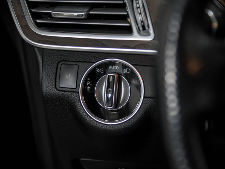 Mercedes-Benz E-класс 2013 года, 160 522 км - вид 16
