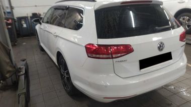 Volkswagen Passat 2017 года, 156 481 км - вид 4