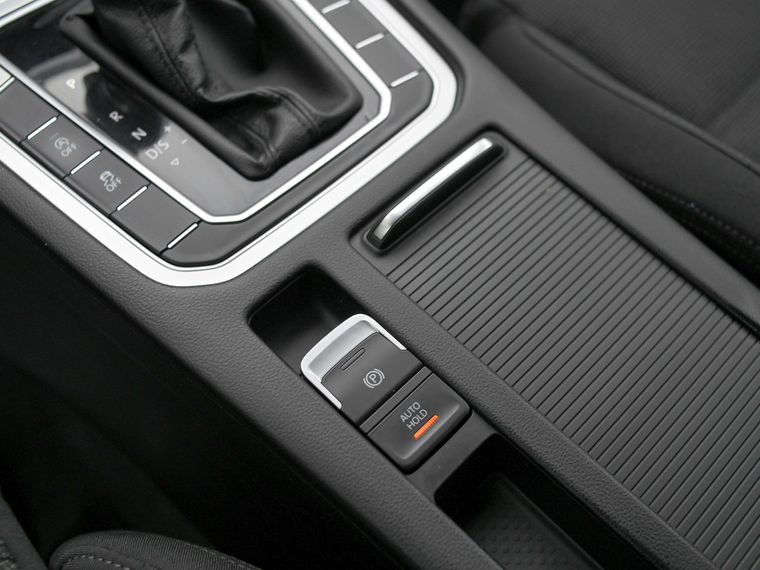 Volkswagen Passat 2017 года, 156 481 км - вид 8