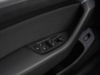 Volkswagen Passat 2017 года, 156 481 км - вид 10