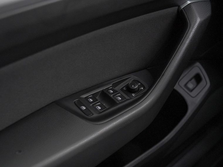 Volkswagen Passat 2017 года, 156 481 км - вид 10