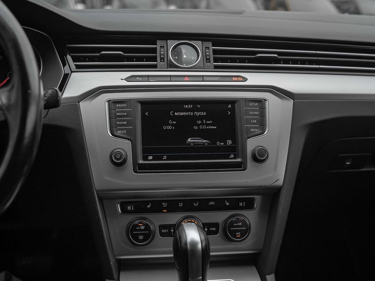 Volkswagen Passat 2017 года, 156 481 км - вид 7