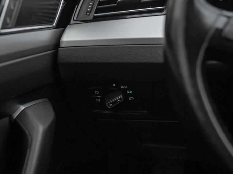 Volkswagen Passat 2017 года, 156 481 км - вид 10