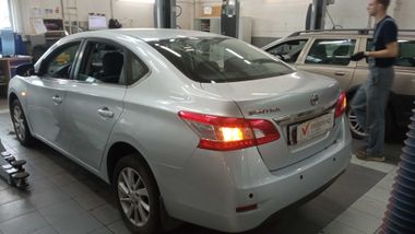 Nissan Sentra 2014 года, 148 722 км - вид 4