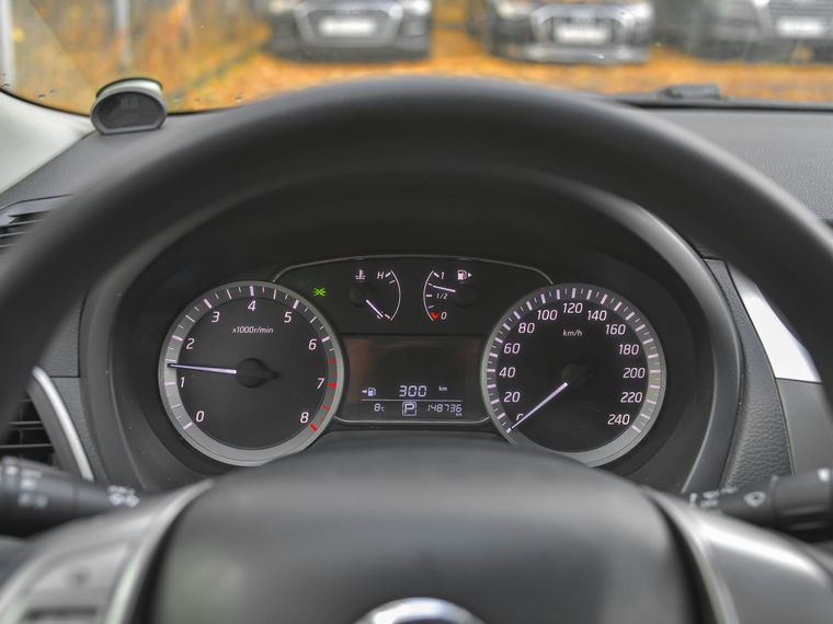 Nissan Sentra 2014 года, 148 722 км - вид 5