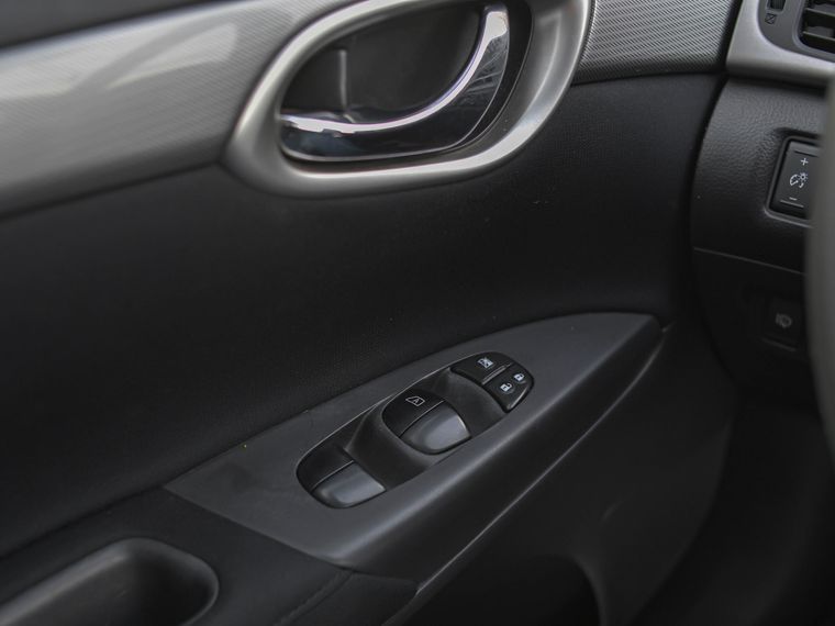 Nissan Sentra 2014 года, 148 722 км - вид 11