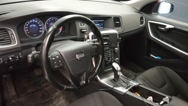 Volvo S60 2012 года, 202 349 км - вид 5