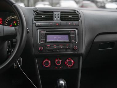 Volkswagen Polo 2013 года, 171 577 км - вид 7