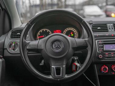 Volkswagen Polo 2013 года, 171 577 км - вид 6