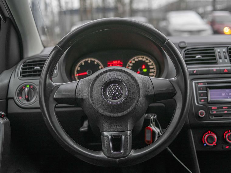 Volkswagen Polo 2013 года, 171 577 км - вид 6