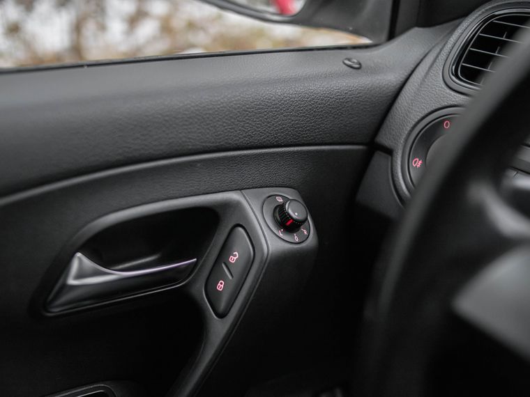 Volkswagen Polo 2013 года, 171 577 км - вид 9