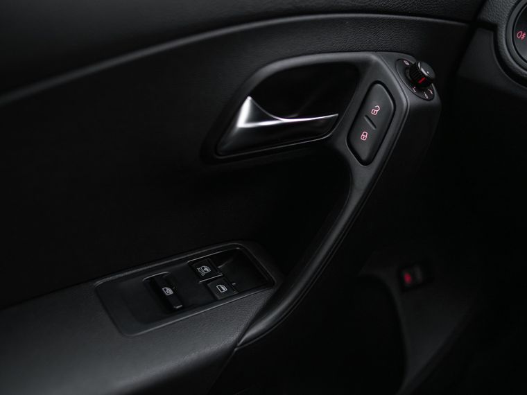 Volkswagen Polo 2013 года, 171 577 км - вид 10