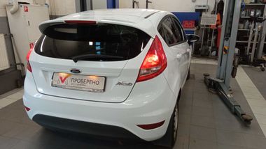 Ford Fiesta 2011 года, 157 799 км - вид 3