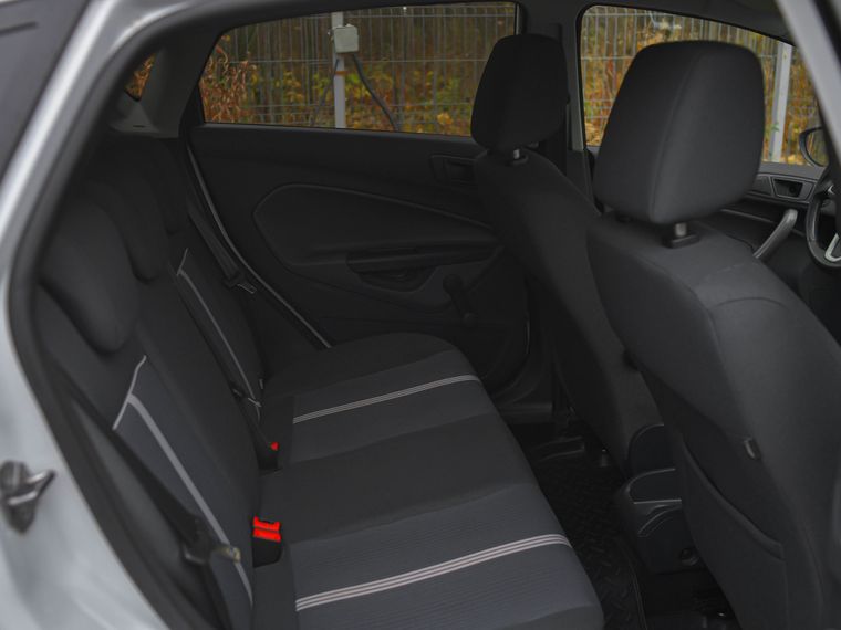 Ford Fiesta 2011 года, 157 799 км - вид 9