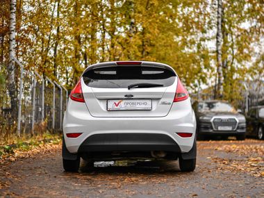 Ford Fiesta 2011 года, 157 799 км - вид 4