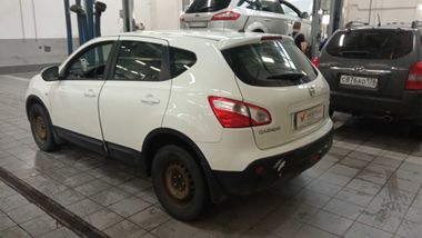 Nissan Qashqai 2012 года, 173 304 км - вид 4