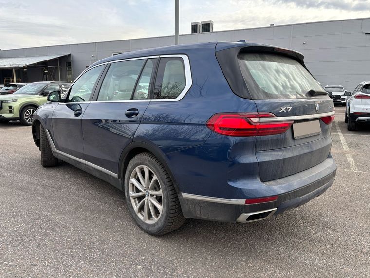 BMW X7 2019 года, 70 045 км - вид 4