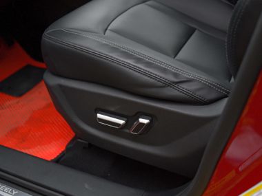 Geely Atlas 2019 года, 183 161 км - вид 14