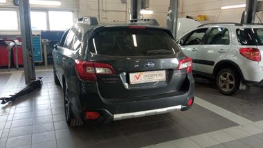 Subaru Outback 2015 года, 149 017 км - вид 4