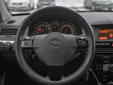 Opel Astra 2010 года, 153 000 км - вид 6