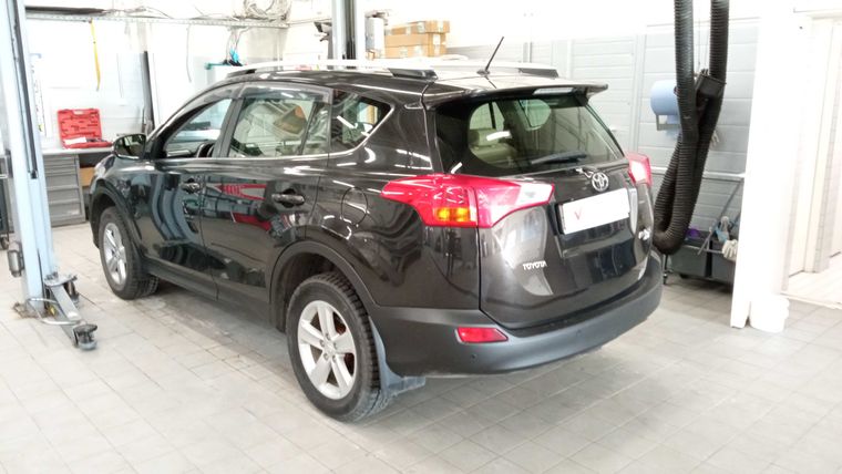 Toyota RAV4 2014 года, 196 335 км - вид 4