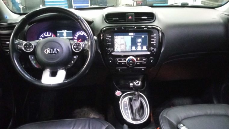 Kia Soul 2018 года, 124 300 км - вид 5