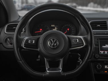 Volkswagen Polo 2019 года, 96 819 км - вид 7