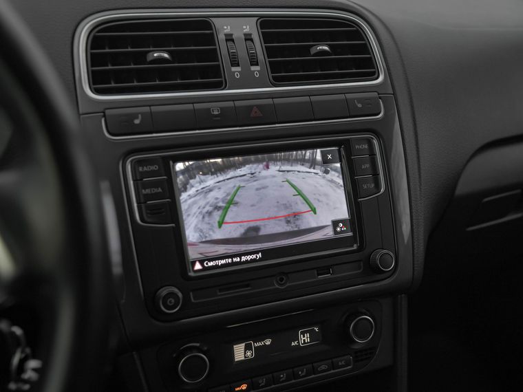 Volkswagen Polo 2019 года, 96 819 км - вид 9