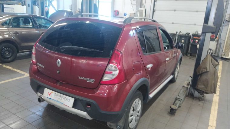 Renault Sandero Stepway 2012 года, 130 152 км - вид 3
