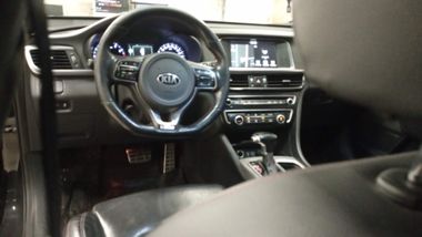 KIA Optima 2017 года, 98 638 км - вид 5