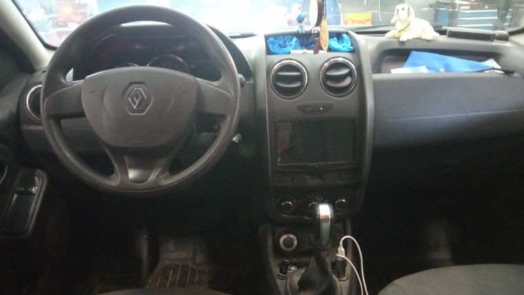 Renault Duster 2018 года, 212 000 км - вид 5