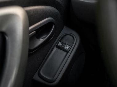Renault Duster 2018 года, 212 000 км - вид 10