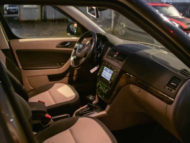 Skoda Yeti 2012 года, 203 205 км - вид 14