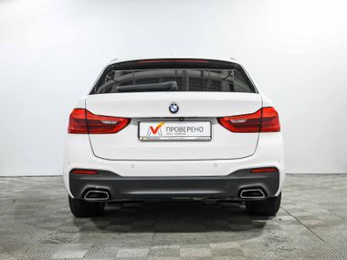 BMW 5 серия 2018 года, 105 658 км - вид 7