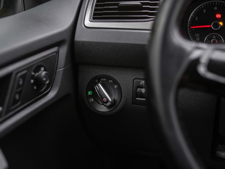 Volkswagen Caddy 2017 года, 154 500 км - вид 11