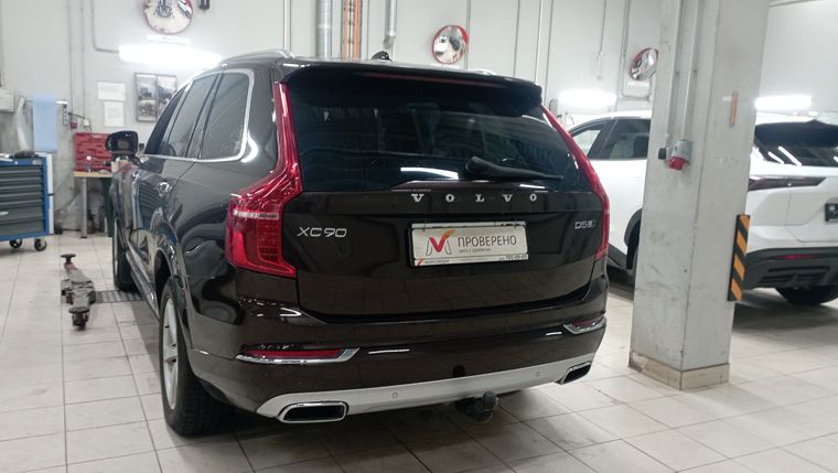 Volvo XC90 2017 года, 241 000 км - вид 4