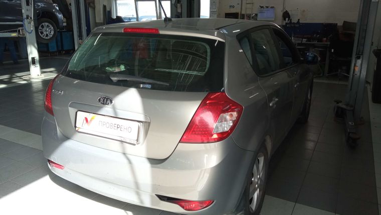 KIA Ceed 2010 года, 213 002 км - вид 3