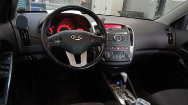 KIA Ceed 2010 года, 213 002 км - вид 5