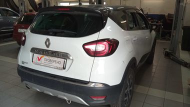 Renault Kaptur 2017 года, 79 000 км - вид 3