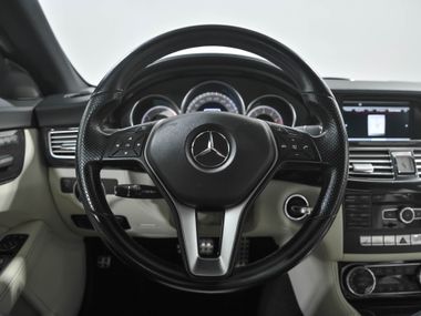 Mercedes-Benz CLS-класс 2012 года, 139 759 км - вид 10