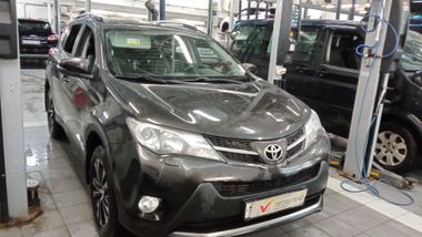 Toyota RAV4 2015 года, 189 198 км - вид 3