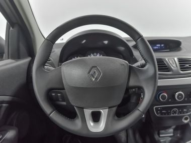 Renault Megane 2011 года, 59 259 км - вид 8