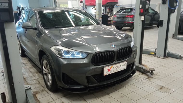 BMW X2 2020 года, 61 408 км - вид 3