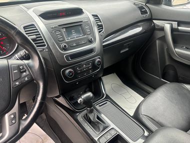 KIA Sorento 2017 года, 160 500 км - вид 11