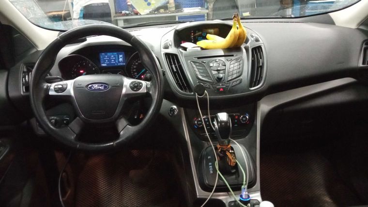 Ford Kuga 2014 года, 227 862 км - вид 5 Ford Kuga 2014 года, 227 862 км - вид 5