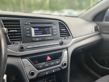 Hyundai Elantra 2018 года, 78 874 км - вид 12