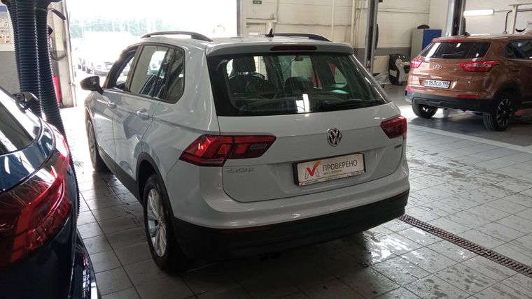 Volkswagen Tiguan 2019 года, 79 723 км - вид 4