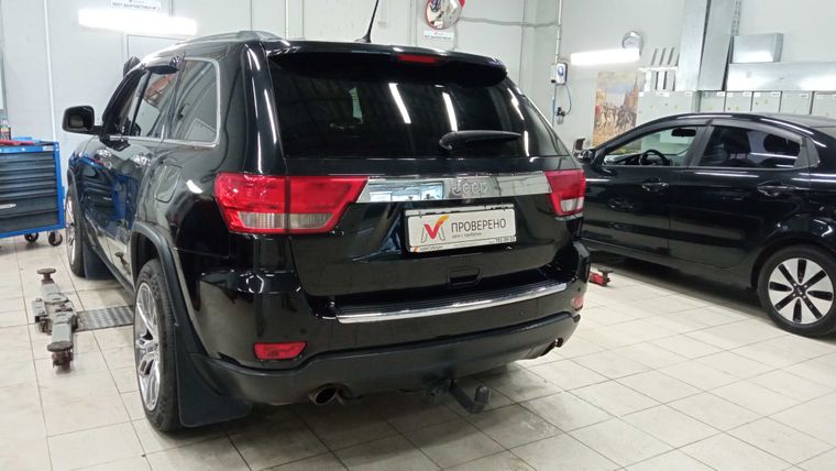 Jeep Grand Cherokee 2011 года, 226 331 км - вид 4