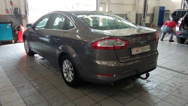 Ford Mondeo 2013 года, 219 970 км - вид 4