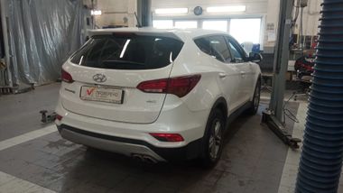 Hyundai Santa Fe 2016 года, 103 345 км - вид 3